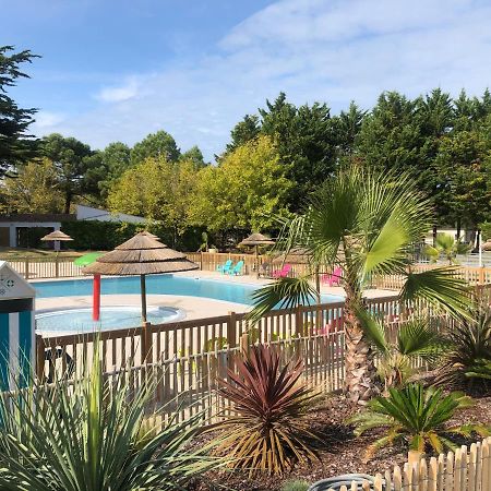 Camping Les Maraises Saint-Martin-de-Re Exterior photo