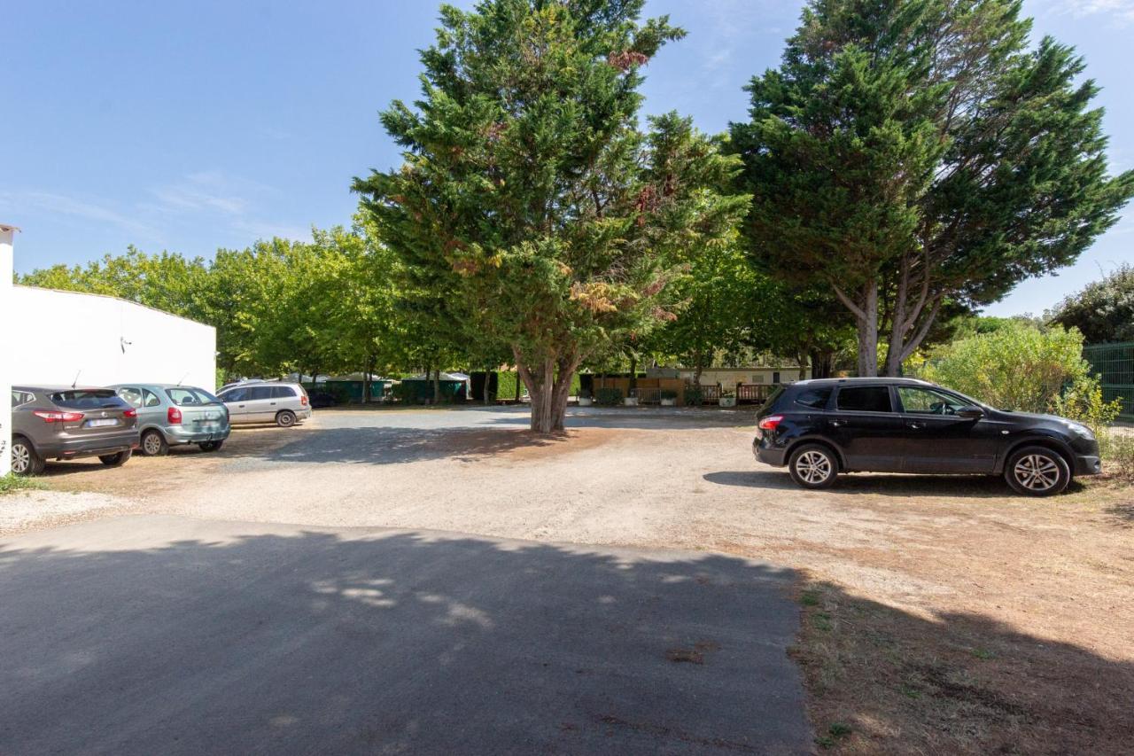 Camping Les Maraises Saint-Martin-de-Re Exterior photo