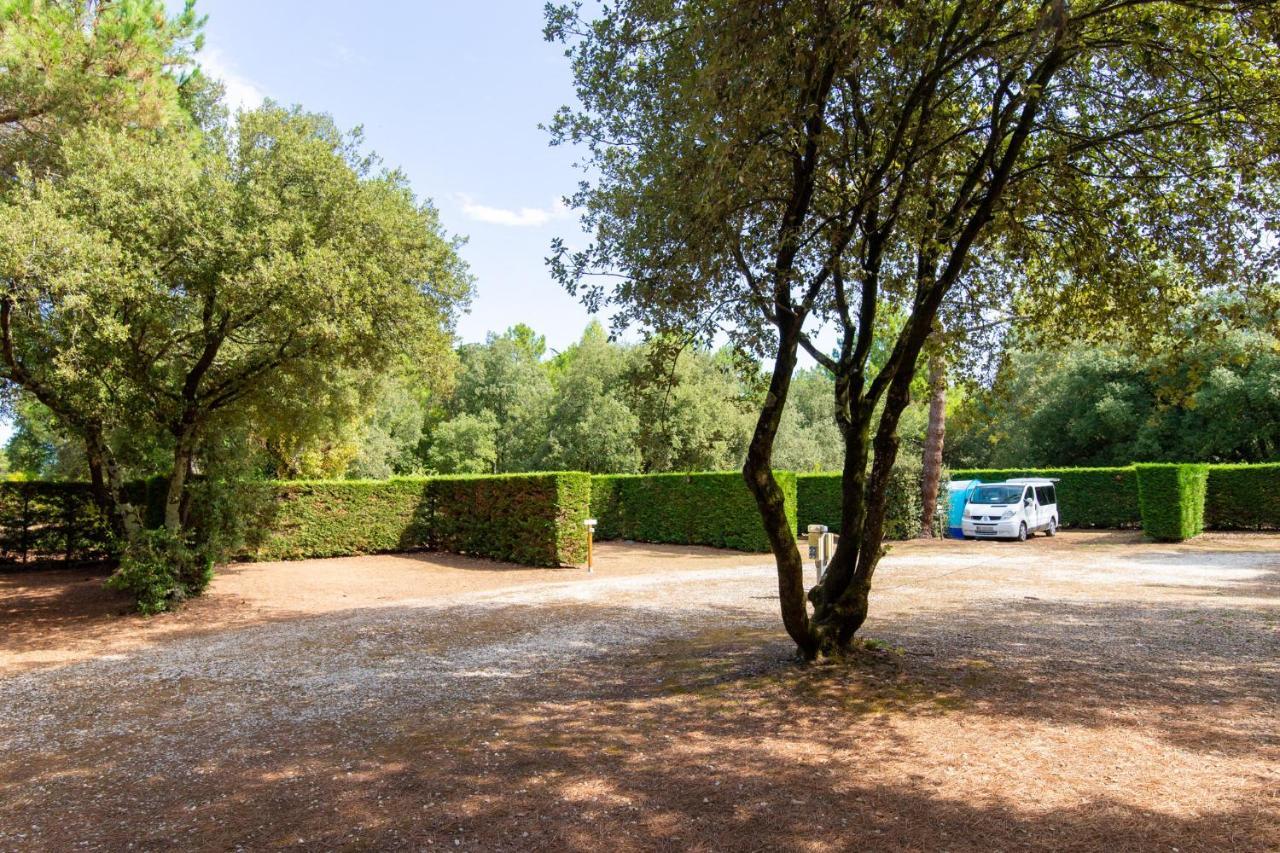 Camping Les Maraises Saint-Martin-de-Re Exterior photo